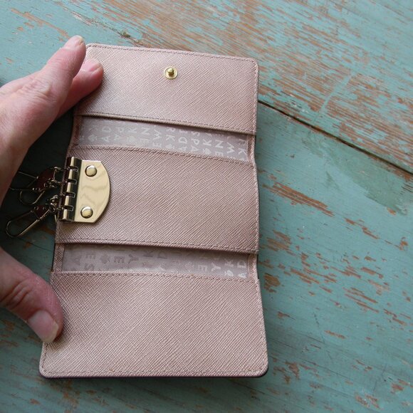 KATE SPADE ROSE GOLD METALLIC SMALL SAFFIANO LEATHER CARD CASE KEY HOLDER WALLET - Picture 4 of 6